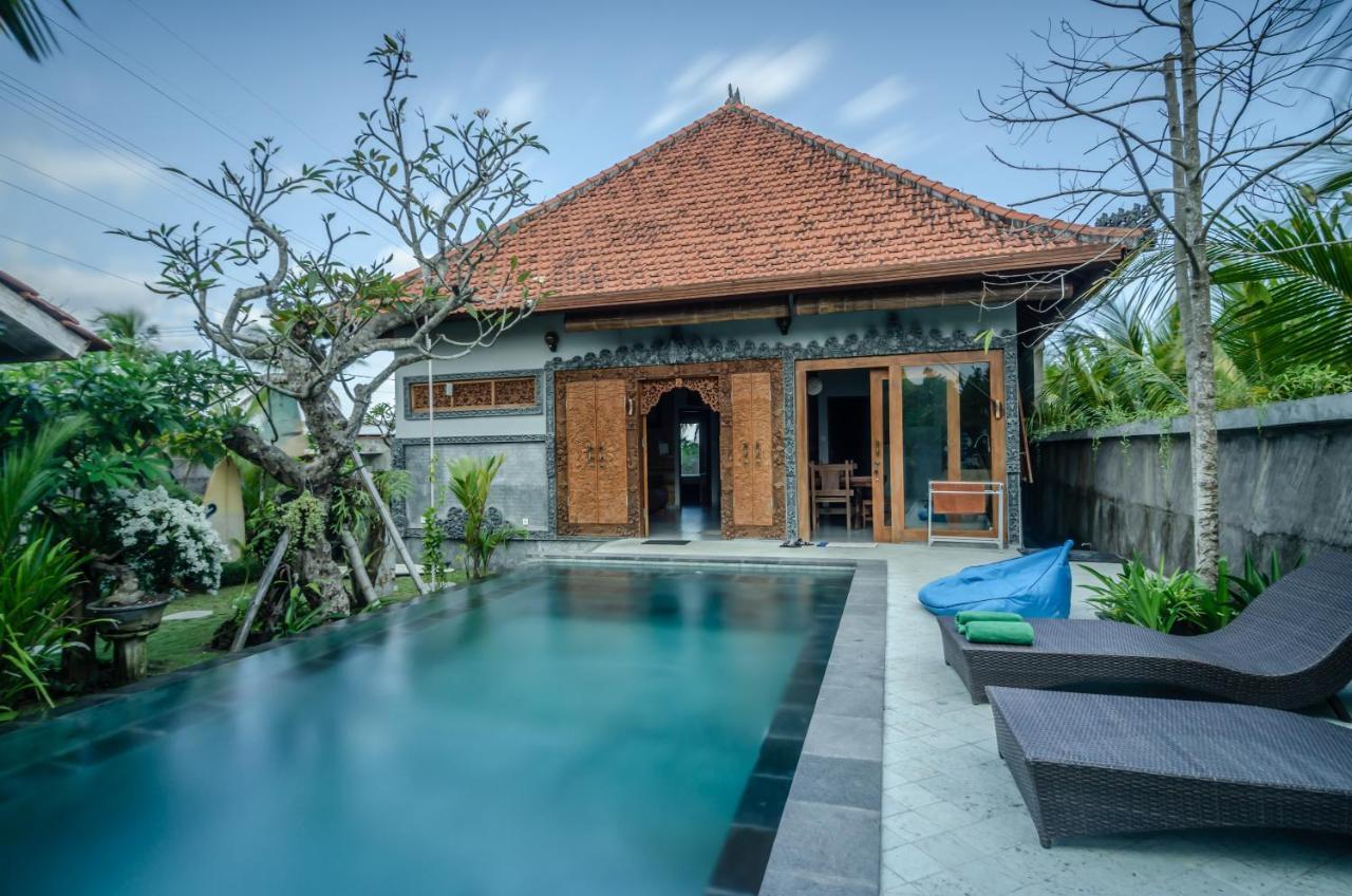 Fins Villa Medewi Airsatang Exterior foto